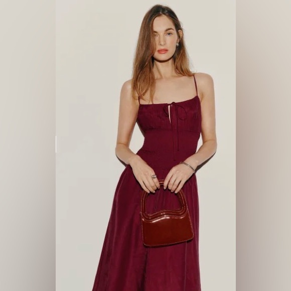 Reformation Laly Dress in burgundy - Picture 3 of 7
